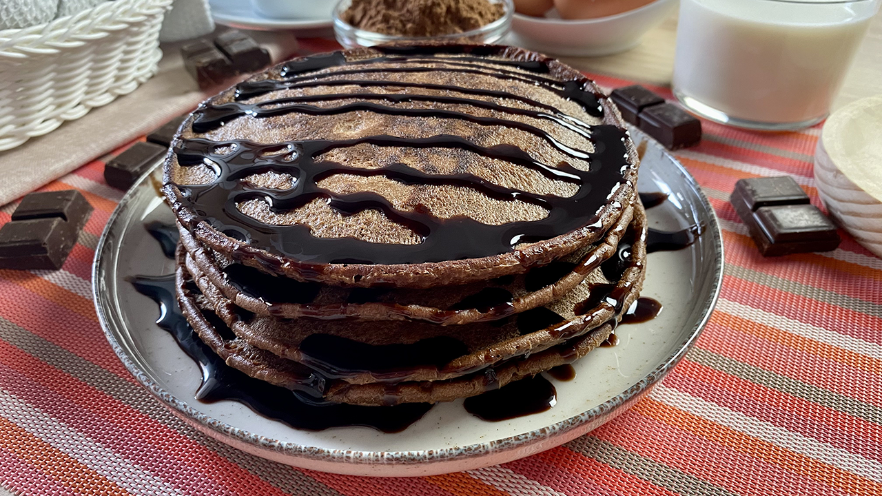 Tortitas de chocolate fáciles rápidas y perfectas para nuestros desayunos