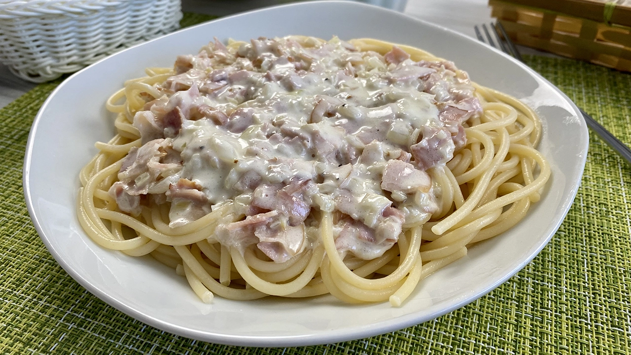 Salsa carbonara con nata