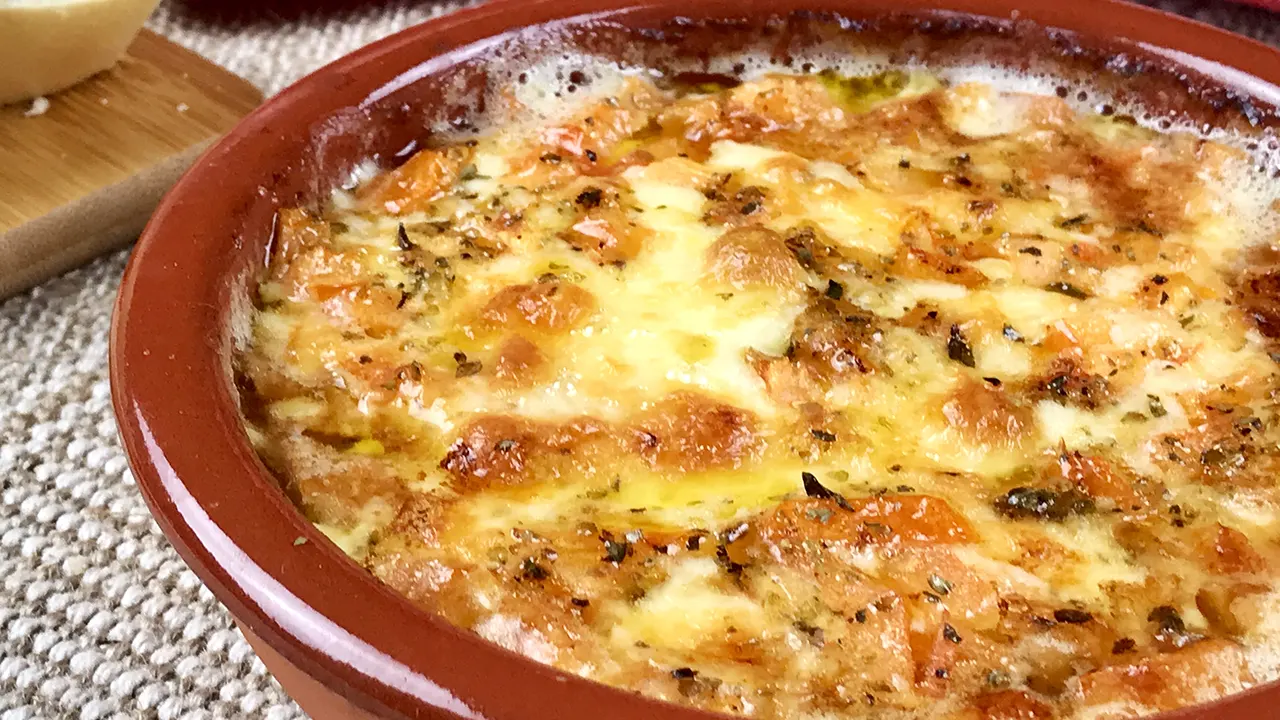 Queso provolone al horno