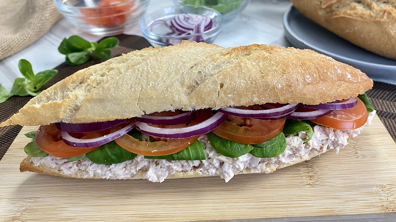 Bocadillo de atún