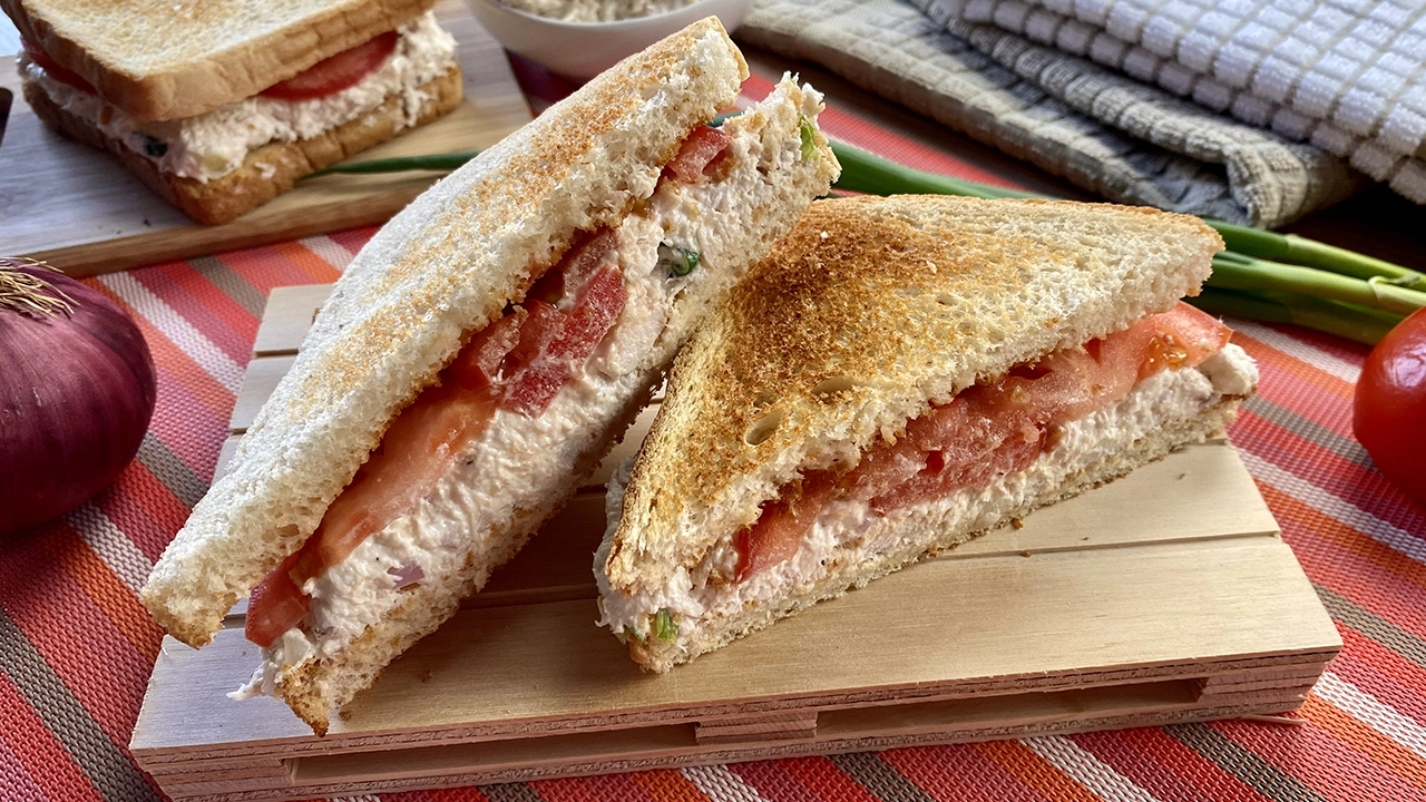Sandwich de pollo listo en pocos minutos