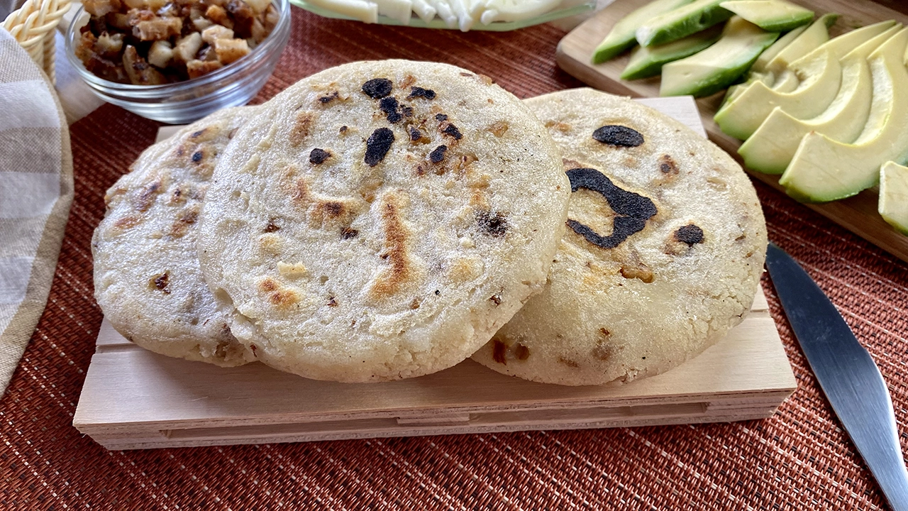Arepa de chicharrón
