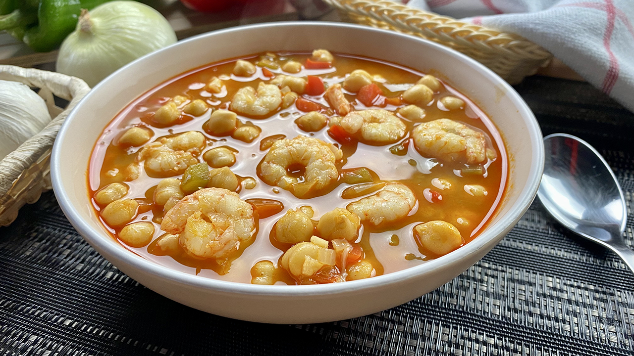 Garbanzos con gambas