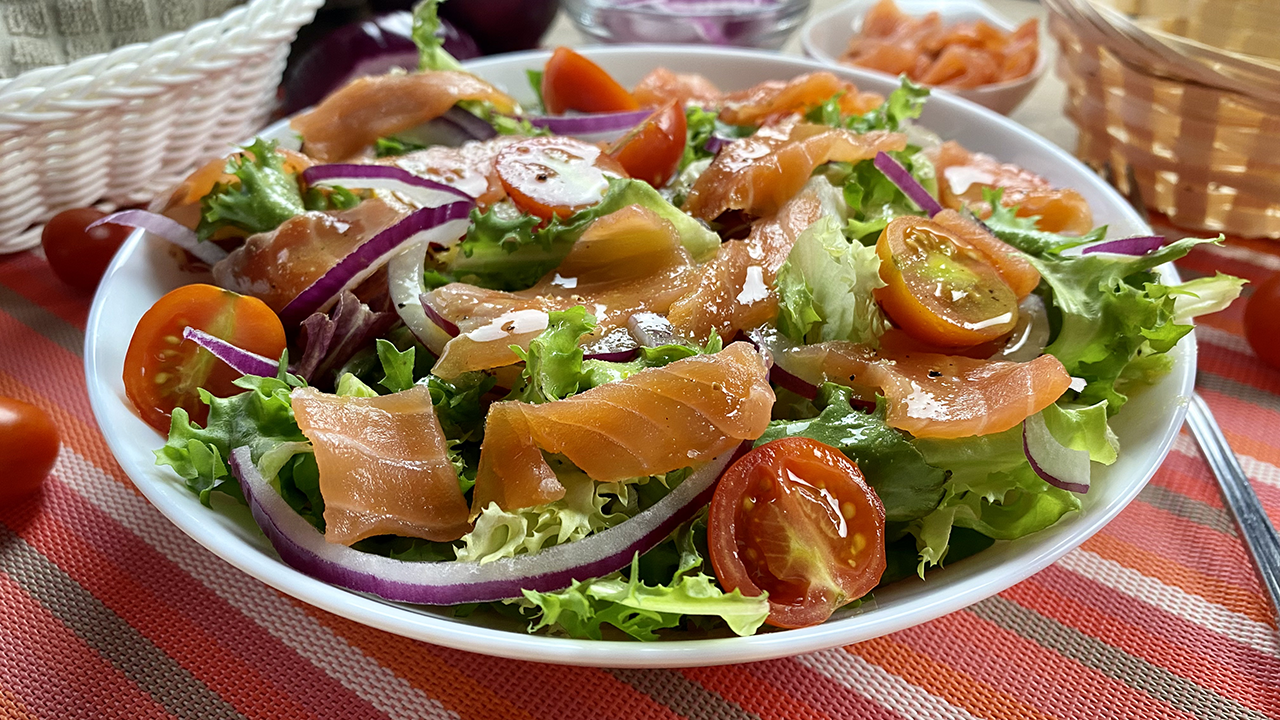 Ensalada de salmón