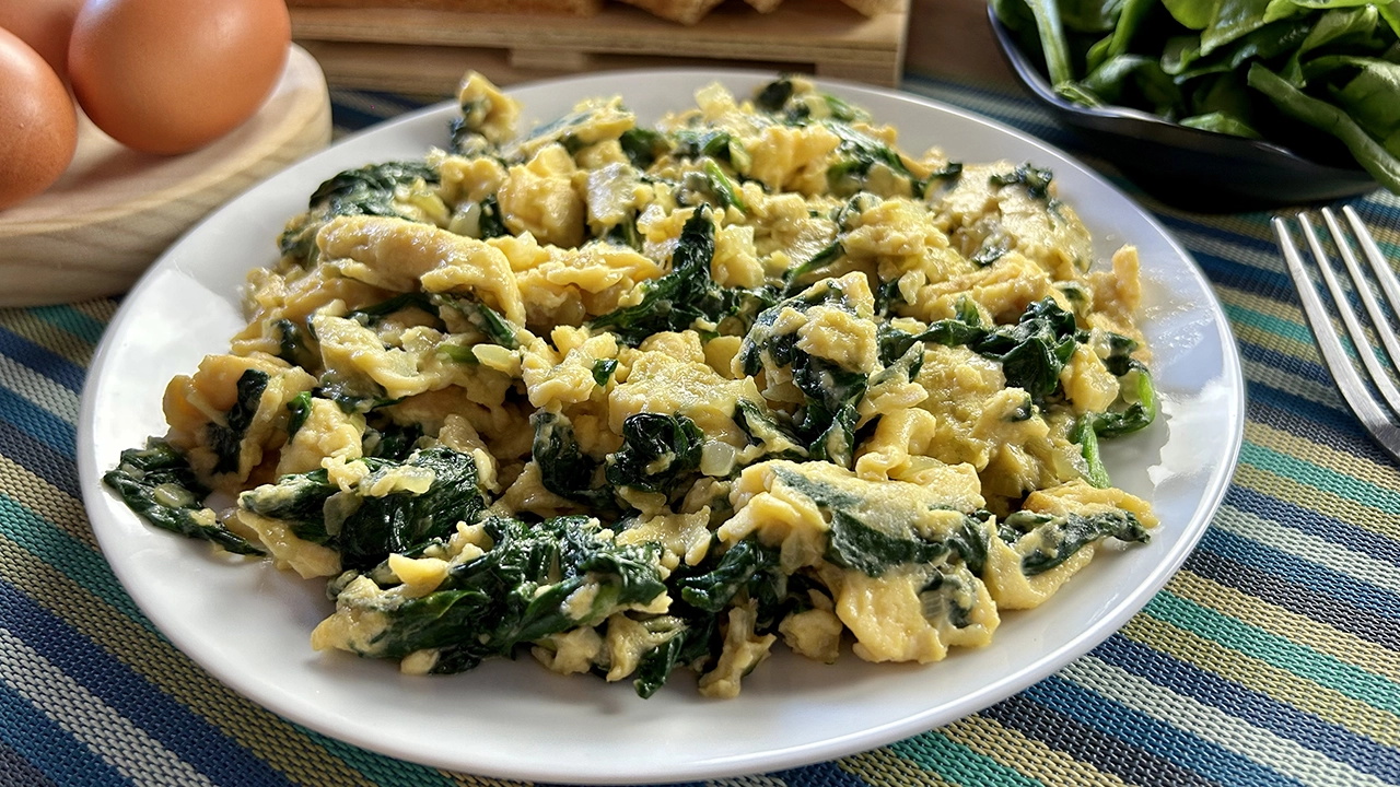 Revueltos con espinacas