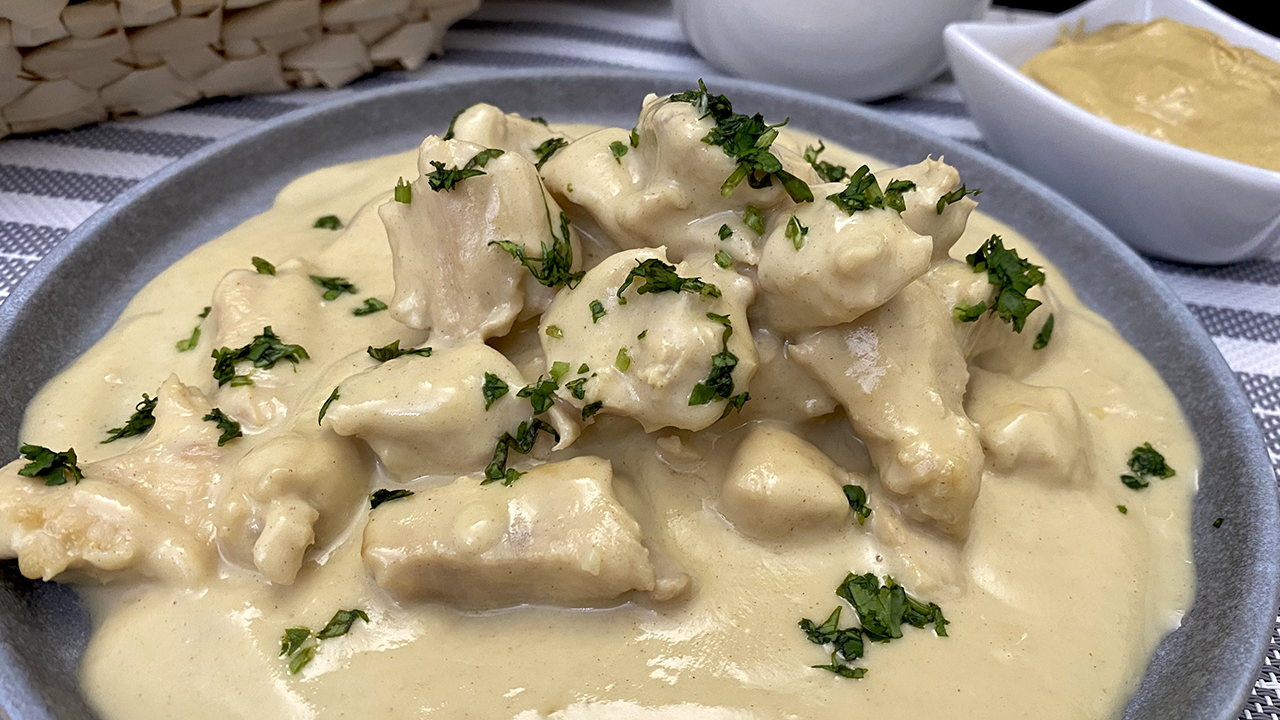 Pollo cremoso con mostaza y miel