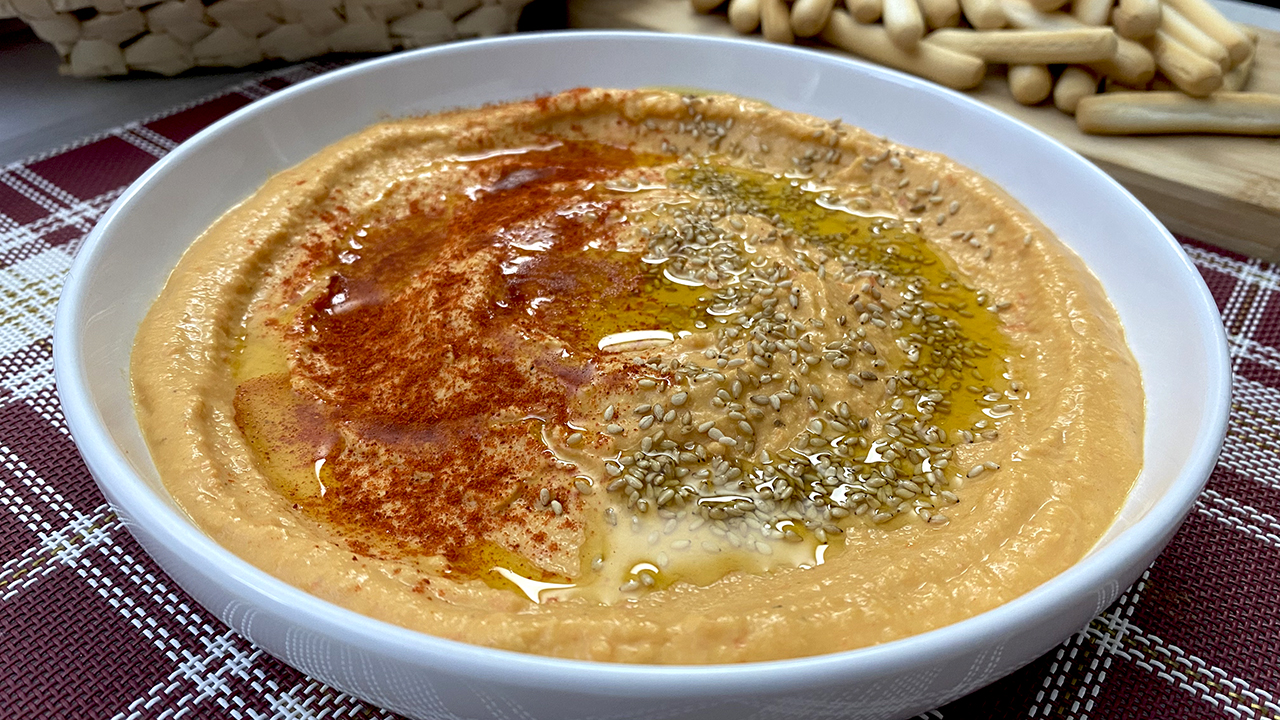 Hummus de pimiento rojo