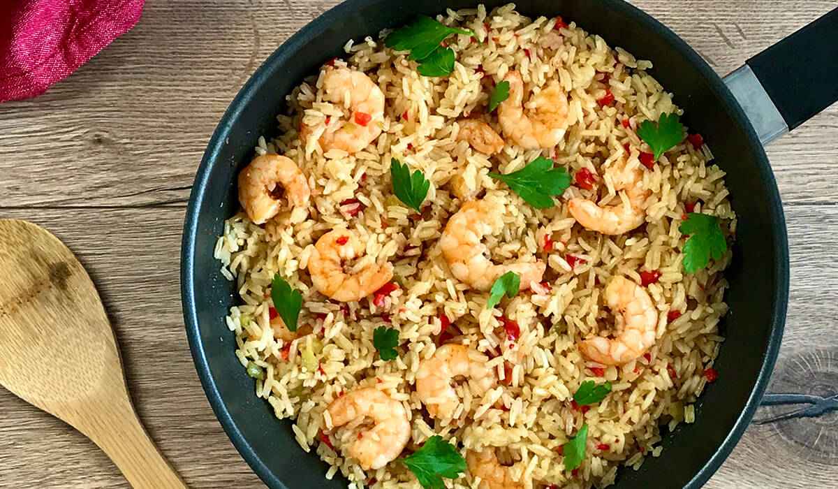 Arroz con langostinos estilo cajún