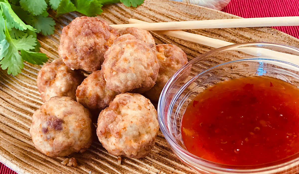 Albóndigas de cerdo estilo Thai