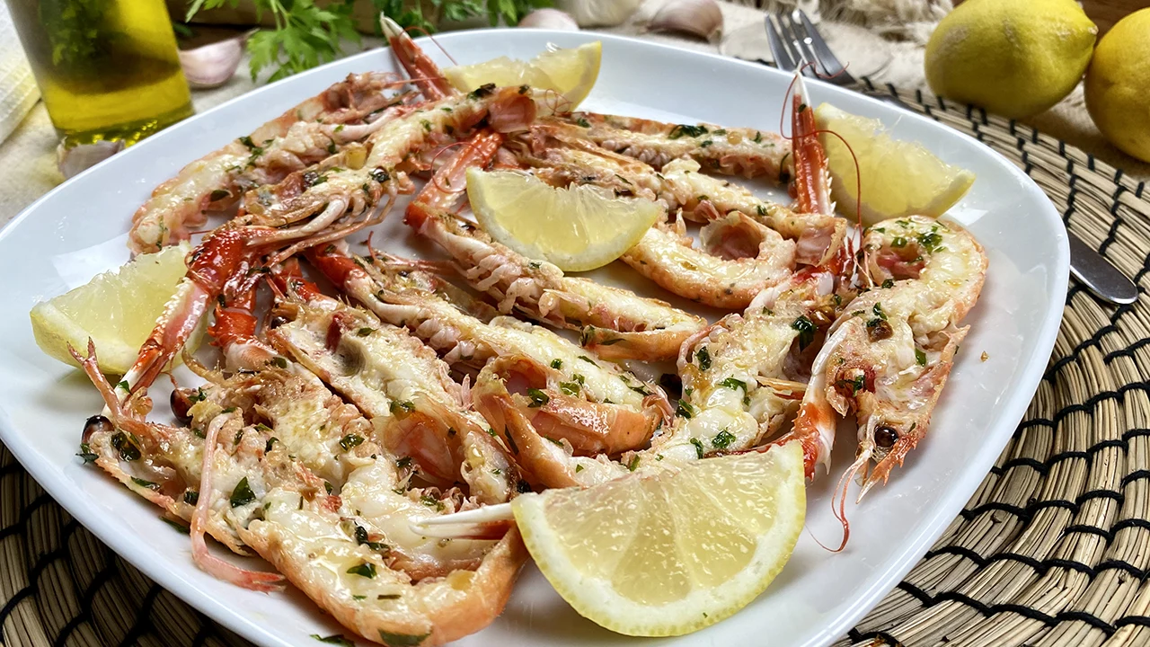 Cigalas al ajillo