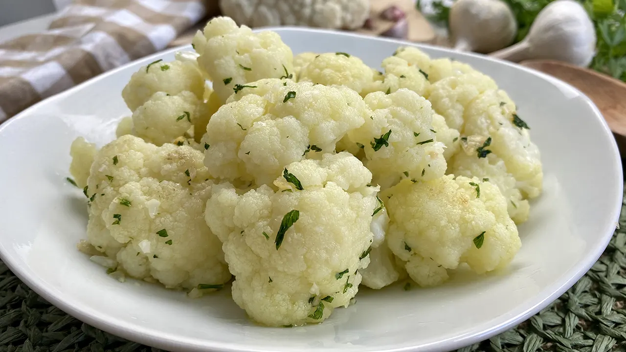 Coliflor al ajillo