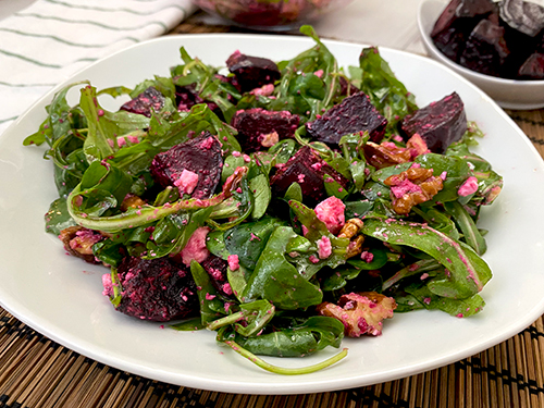 Ensalada de rúcula y remolacha asada